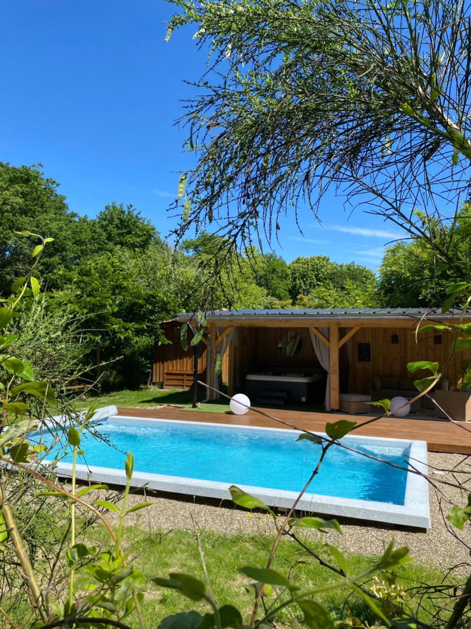 Gites & Spa De Charme " Ploum" Pouydesseaux 外观 照片